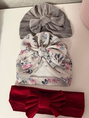 Kids Floral Knot Turban Hat in Cream with Pink & Blue Blossoms